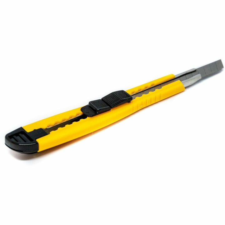 Image of Sparco 01470 Fast-Point Snap-Off Blade Knife, 5.75" Blade Length, Pocket Clip, Locking Blade, Yellow, 1 Each