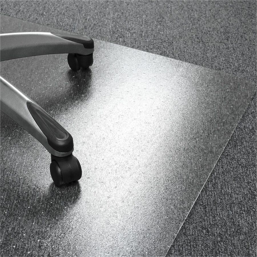 Image of Floortex® Cleartex Ultimat Polycarbonate Chair Mat for Low/Medium Pile Carpet, 48" w x 79" l, Clear