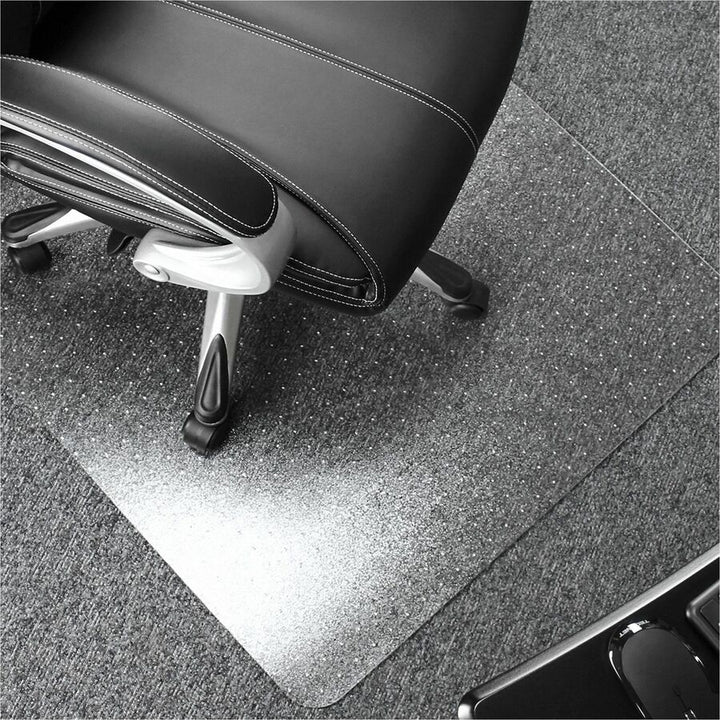 Image of Floortex® Cleartex Ultimat Polycarbonate Chair Mat for Low/Medium Pile Carpet, 35" w x 47" l, Clear