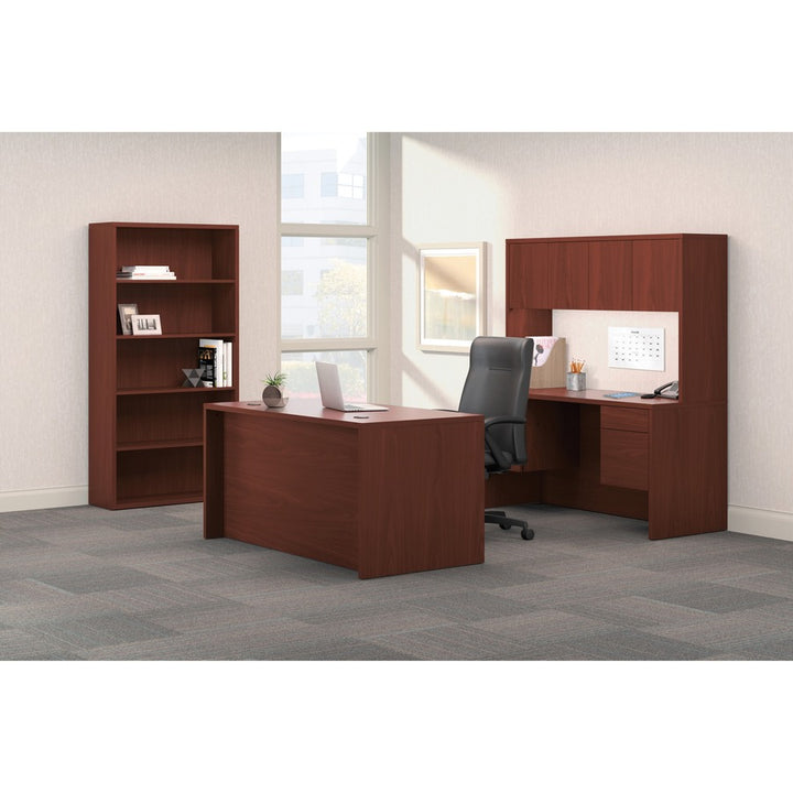Image of HON® 10500 Series "l" Workstation Right Pedestal Desk With 3/4 Height Pedestal, 72" X 36" X 29.5", Mahogany