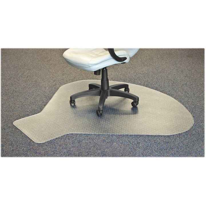 Image of Lorell L-Workstation Chairmat, Med. Pile,60"x66", Lip 20"x12", CL