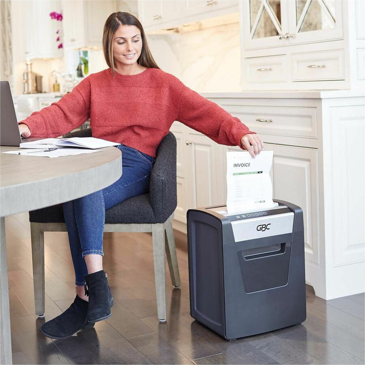 Image of GBC® Cross-cut Shredder, 6-gal Bin, 20"x14-3/5"x11-2/5", BK