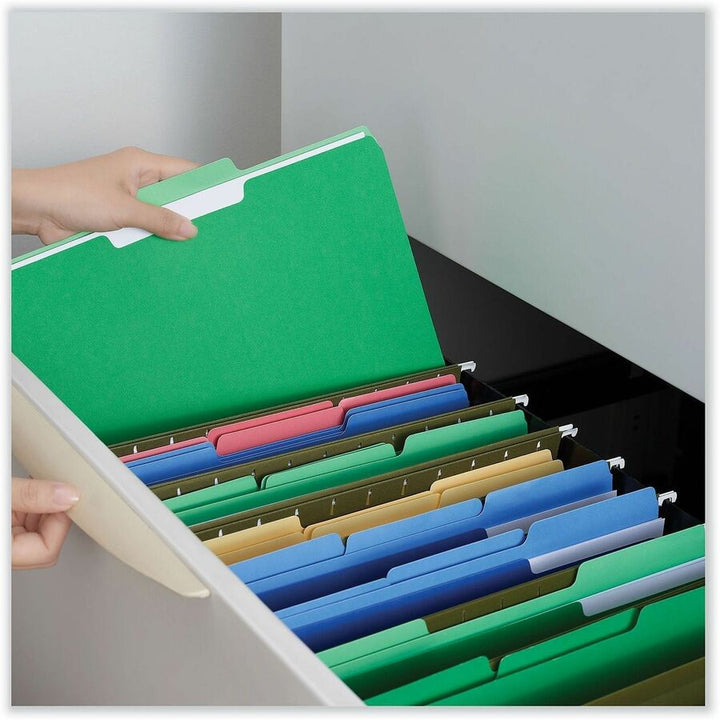 Image of Universal UNV12302 Top Tab File Folder, 8 1/2" x 11", Assorted Tab Position, 11 pt., Stock, Green, 10% Recycled, 100 / Box