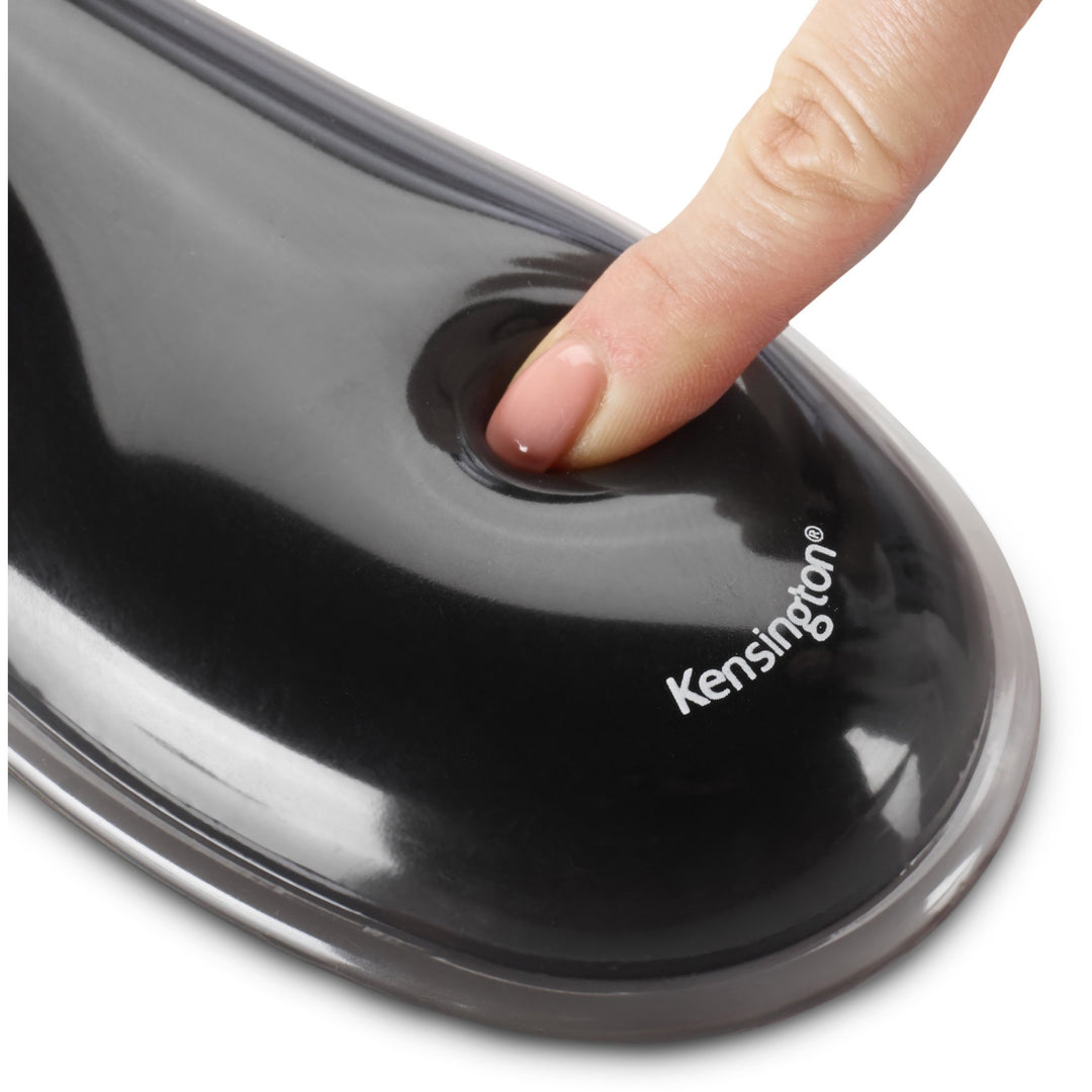 Image of Kensington® Keyboard Wrist Rest,Duo Gel,18-7/8"x3-1/2"x13/32",Black/Blue