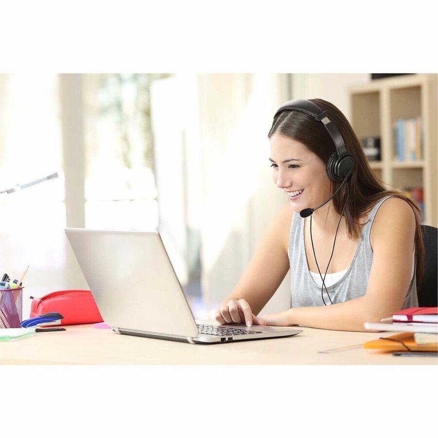 Image of Kensington® Headphone,Noise-Canceling,Hi-Fi,w/Mic/6' Cord,USB-C,BK