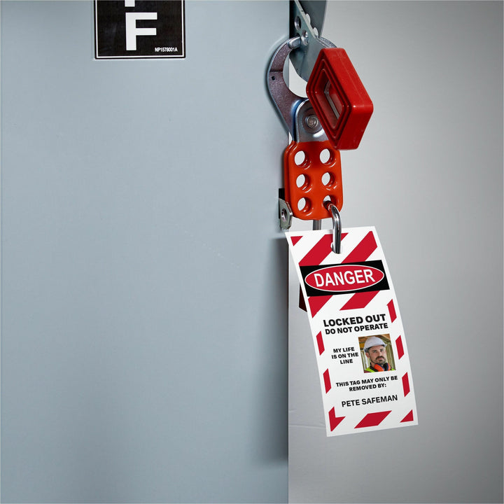 Image of Avery® Safety Tags,50 lb Strength, 5-1/2"x2-13/14",60/PK,WE