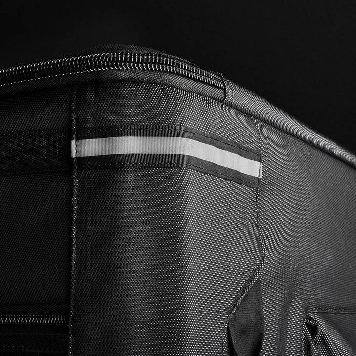 Image of SOLO® Transporter Bottom Case,w/Wheels,26"x1-3/4"x20-1/2",BK