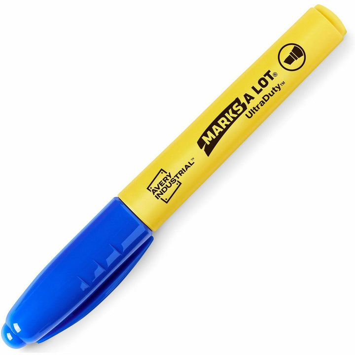 Image of Avery® Marks A Lot UltraDuty Markers, Chisel Tip, 3 Assorted Markers (29864), Black, Red, Blue Ink, Polyester Tip, 3 / Pack