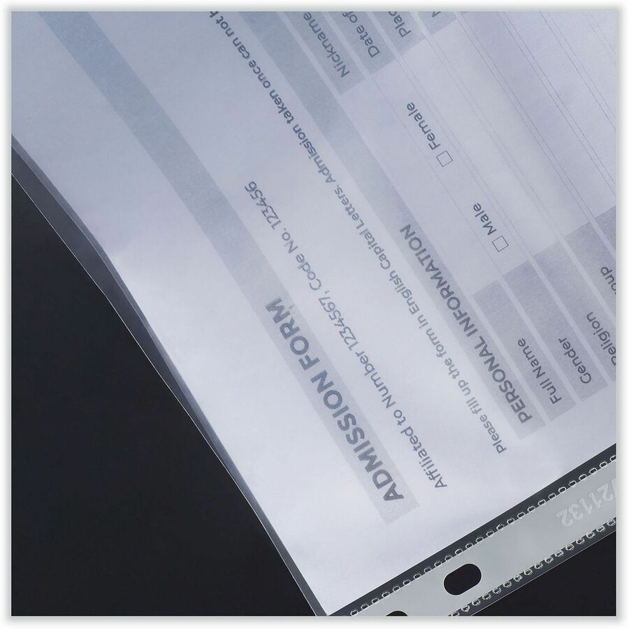 Image of Universal 21132 Sheet Protector, Sheet Capacity, For Letter 8 1/2" x 11" Sheet, 3 x Holes, Top Loading, Clear, 100 / Pack