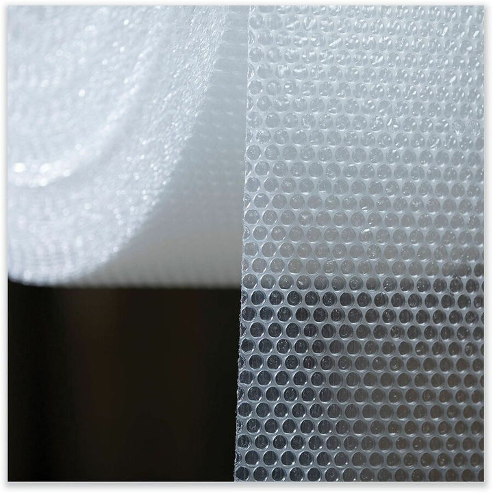 Image of Universal® Bubble Packaging, 0.5" Thick, 12" x 60 ft, Perforated Every 12", Clear