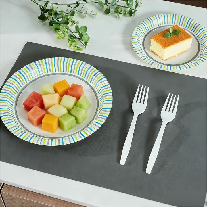 Image of Genuine Joe 30419 Heavy-Weight Polypropylene Cutlery, Fork, Fork, Food, Cafeteria, Breakroom, Disposable, Polypropylene, White, 1 Carton