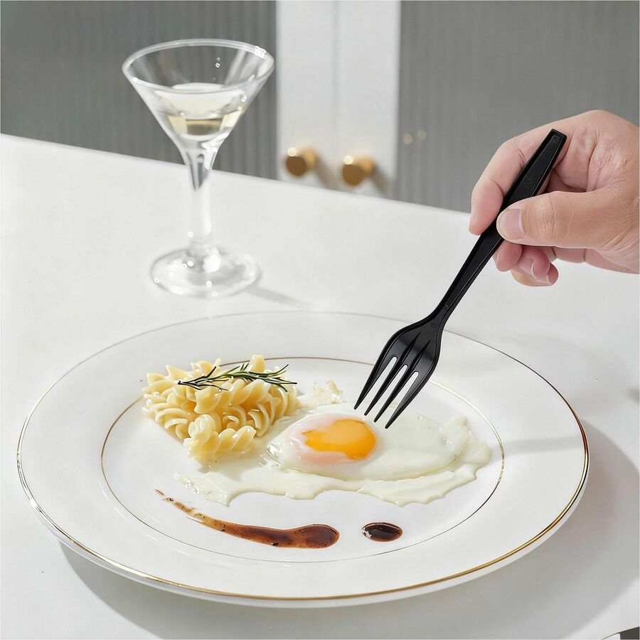 Image of Genuine Joe 30407 Heavy-Weight Polypropylene Cutlery, Fork, Fork, Food, Cafeteria, Disposable, Polypropylene, Black, 1 Carton