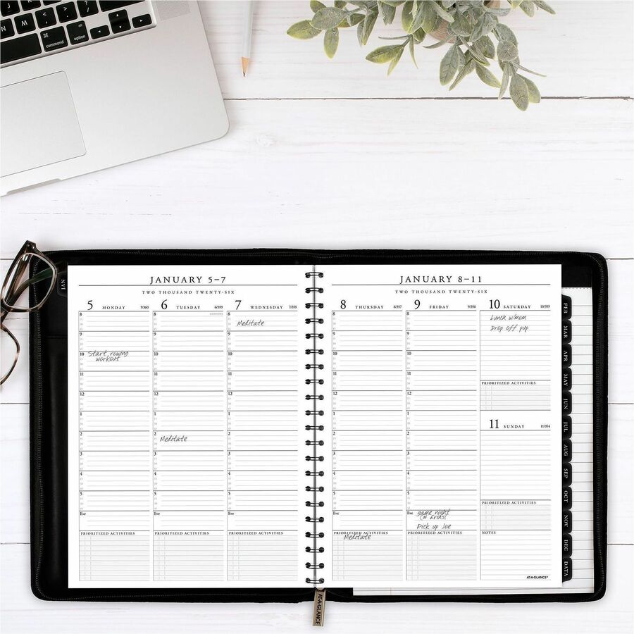Image of AT-A-GLANCE® Exec Wkly/Mthly Zip Planner,12 Mth Jan-Dec,8-1/4"x10-7/8",BK
