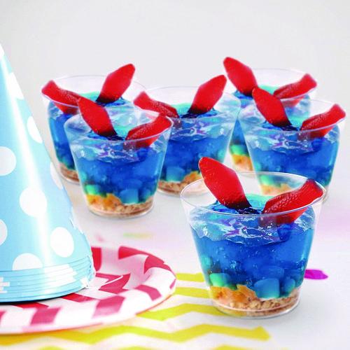 Image of Swedish Fish® 00 70462 43146 00 Grab-and-Go Candy Snacks In Reception Box, 240 Pieces/Box