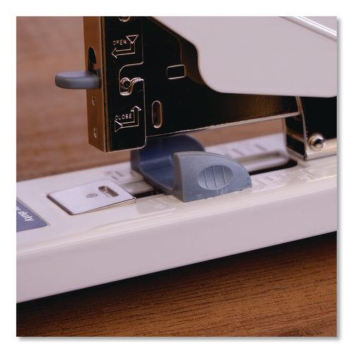 Image of Swingline® S7039002S Deluxe Heavy-Duty Stapler, 160-Sheet Capacity, Platinum