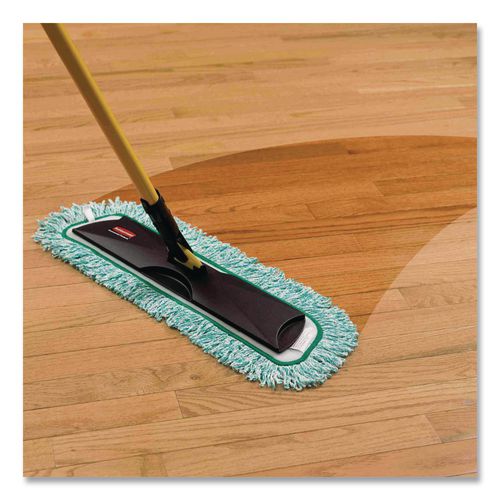 Image of Rubbermaid® Commercial FGQ41800GR00 Dust Pad With Fringe, Microfiber, 18" Long, Green