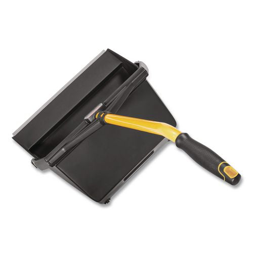 Image of Rubbermaid® Commercial 2018806 Maximizer Wet/Dry Debris Pan, 16.88 x 29, 29" Handle, Plastic, Yellow/Black