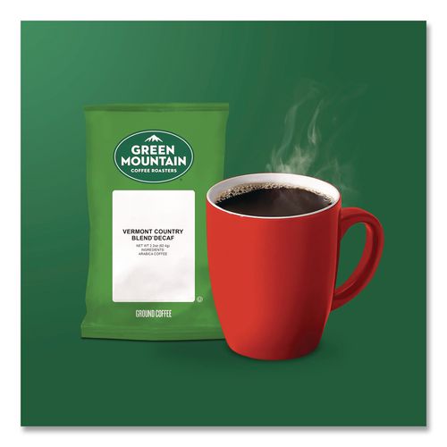 Image of Green Mountain Coffee® 5000345756 Vermont Country Blend Coffee Fraction Packs, 2.2oz, 100/carton