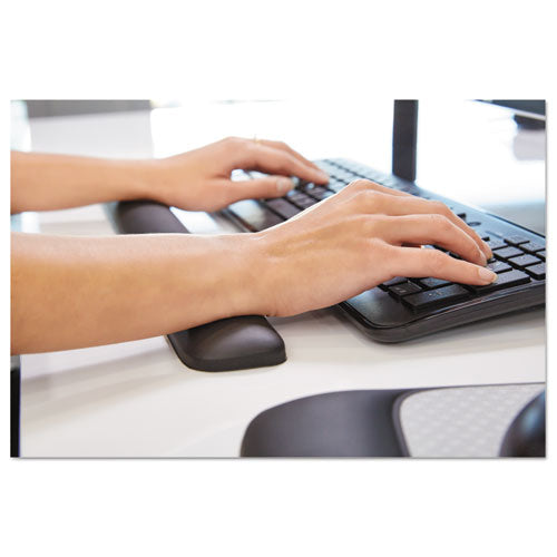 Image of 3M WR85B Gel Wrist Rest for Keyboards, 19 x 2, Black