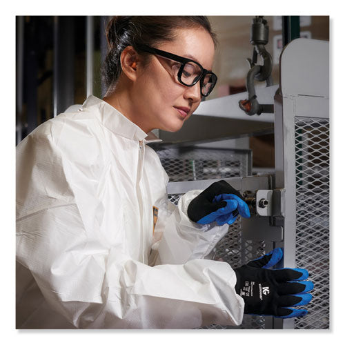 Image of KleenGuard 40225 G40 Foam NITRILE Coated Gloves, EN388: 3121X, 8.66" Long, Small (Size 7), Blue/Black, 12 Pairs