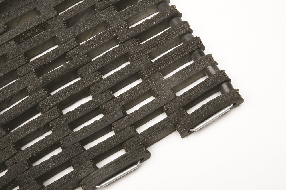 Image of SKILCRAFT® Rubberized Link Mat, 24" x 50"