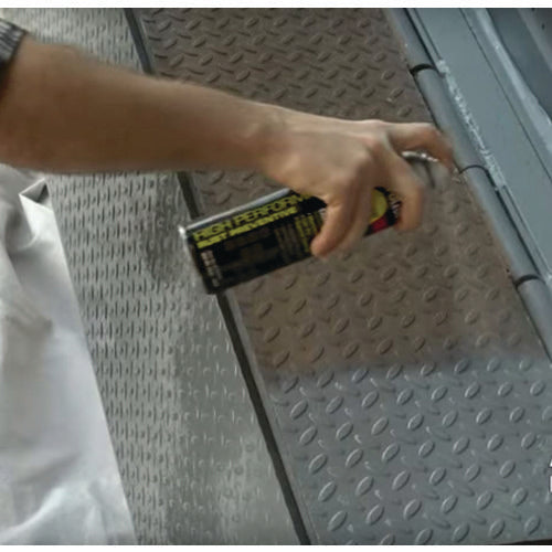 Image of Rust-OleumÂ® Hard Hat High Performance V2100 System Rust Preventive Enamel Spray Paint, Gloss Safety Yellow, 15 oz Aerosol Can, 6/Carton