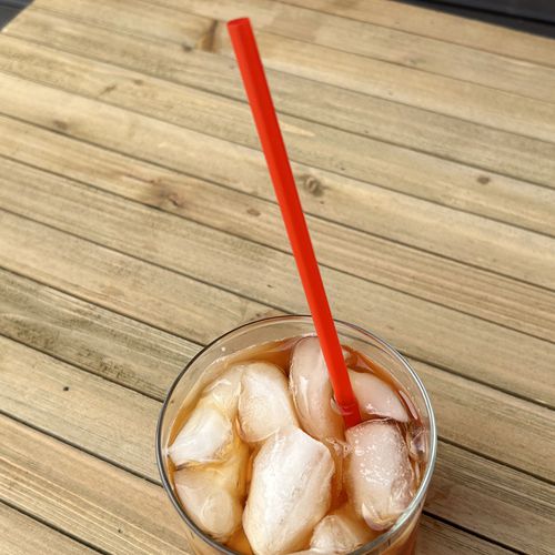 Image of Boardwalk® BWKJSTUW775RED Jumbo Straws, 7.75", Polypropylene, Red, 250/Pack, 10 Packs/Carton